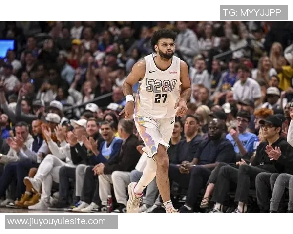 穆雷火力全开29投16中砍下43分6篮板三分球命中率高达55